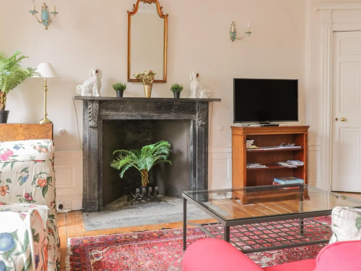 3 Lynedoch Place Apartment Edinburgh