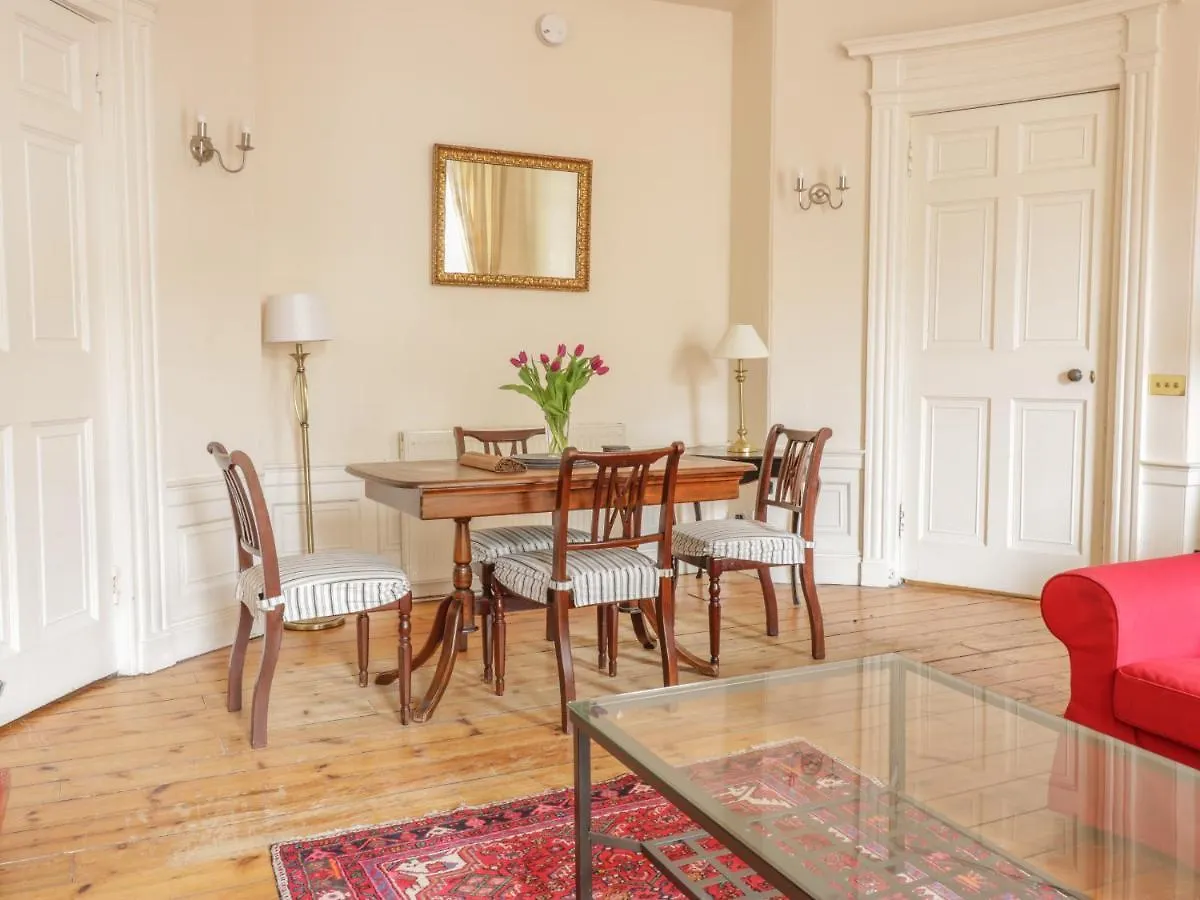 3 Lynedoch Place Apartment Edinburgh