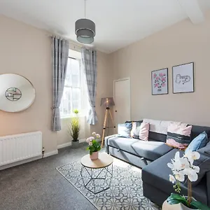 Downtown And 1 Bed In Apartment